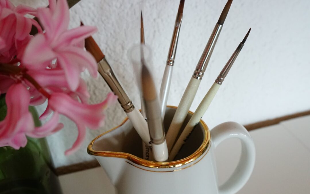 10 Pinsel-Tipps für Aquarell: Was du über deine Pinsel wissen musst!