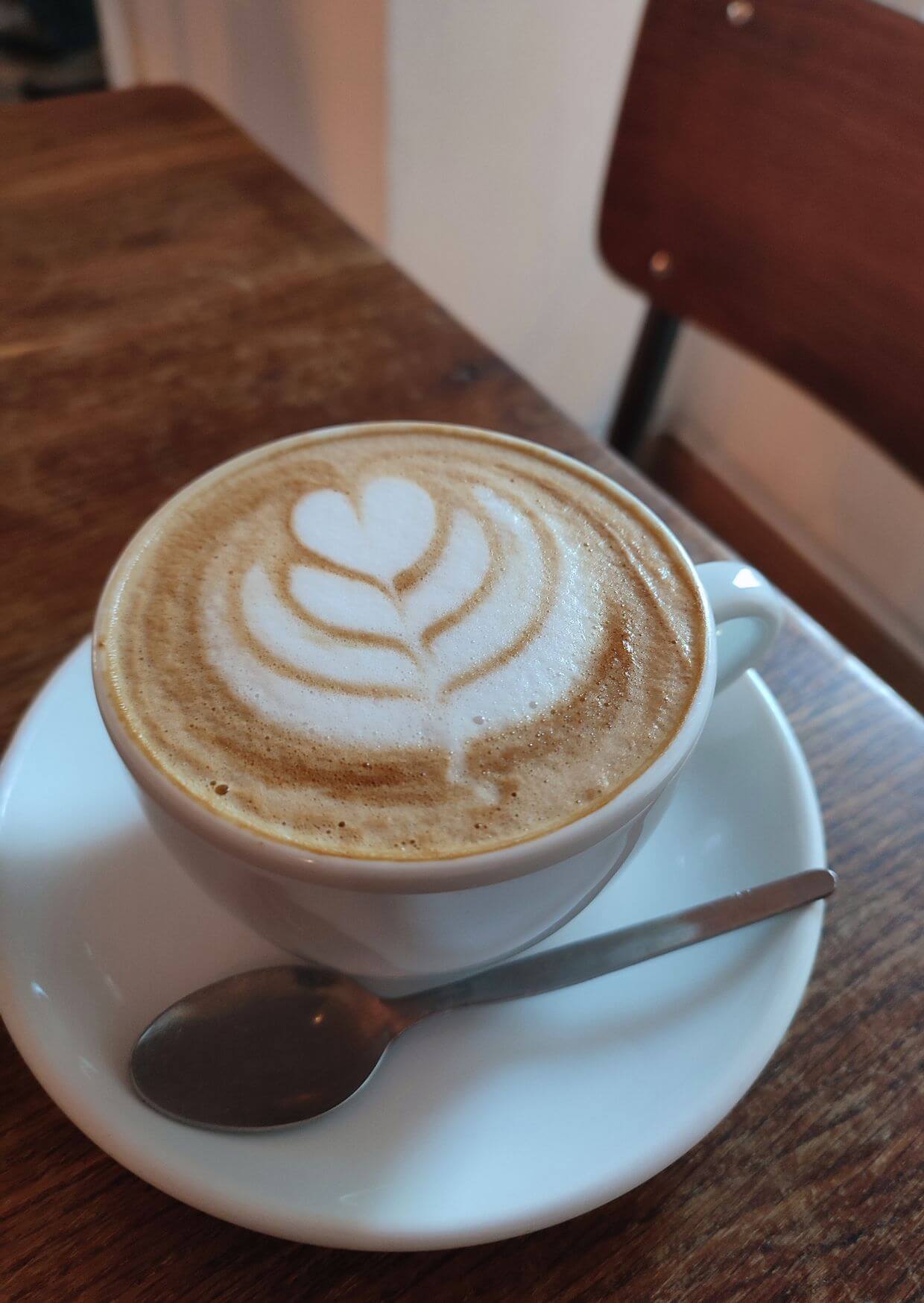 Kaffe Glaube Kirche und Kreativität